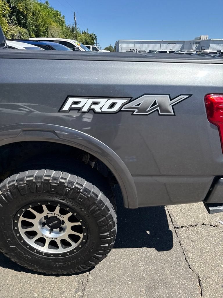 2019 Nissan TITAN XD PRO-4X Diesel