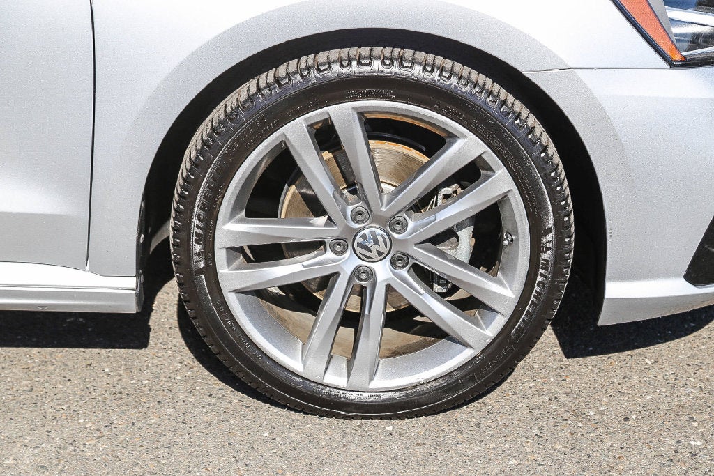 2018 Volkswagen Passat 2.0T S