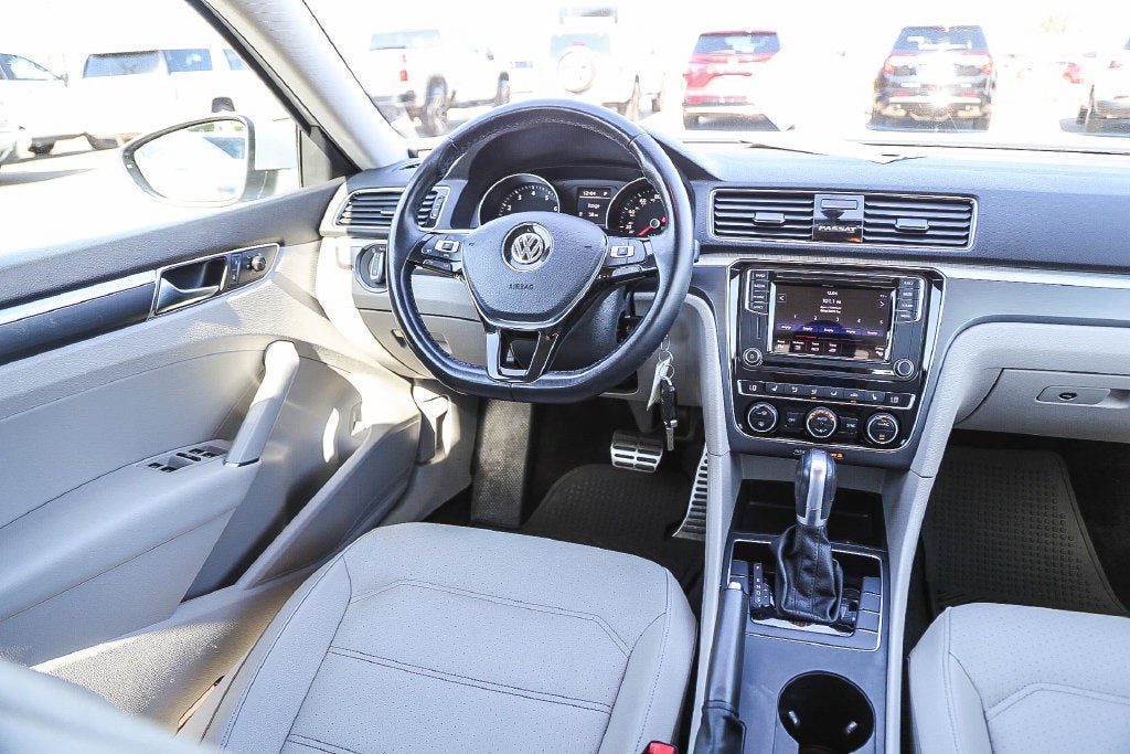 2018 Volkswagen Passat 2.0T S