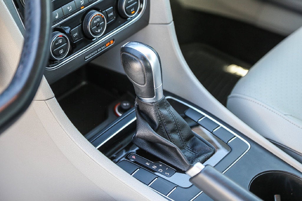 2018 Volkswagen Passat 2.0T S