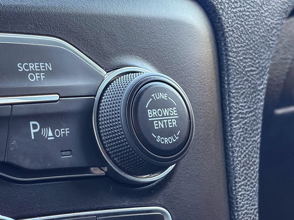 2020 Dodge Charger SXT RWD