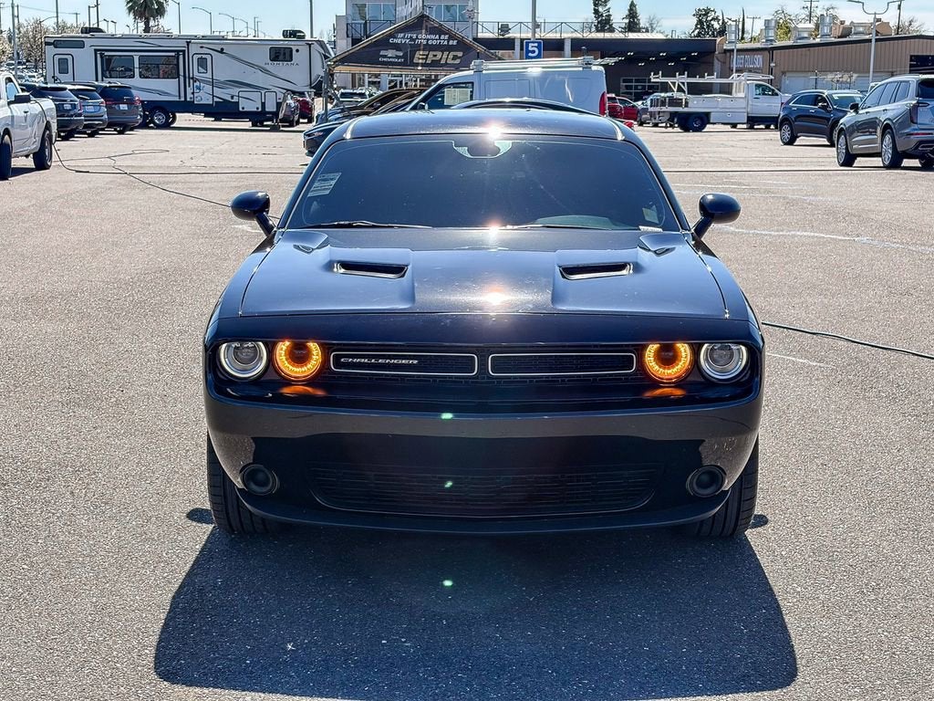2021 Dodge Challenger SXT