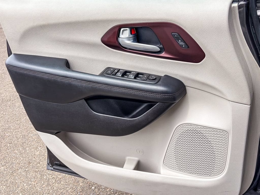 2017 Chrysler Pacifica Limited