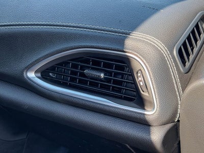 2025 Chrysler Pacifica Hybrid Premium S Appearance Pkg