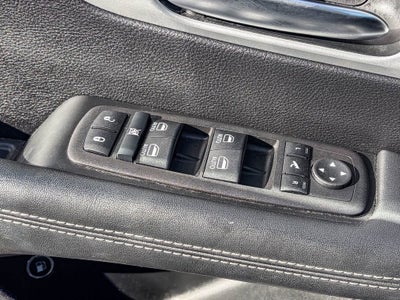 2025 Chrysler Pacifica Hybrid Premium S Appearance Pkg