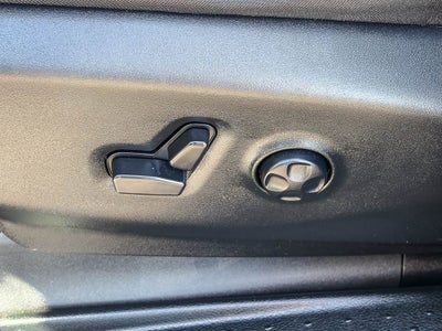 2025 Chrysler Pacifica Hybrid Premium S Appearance Pkg