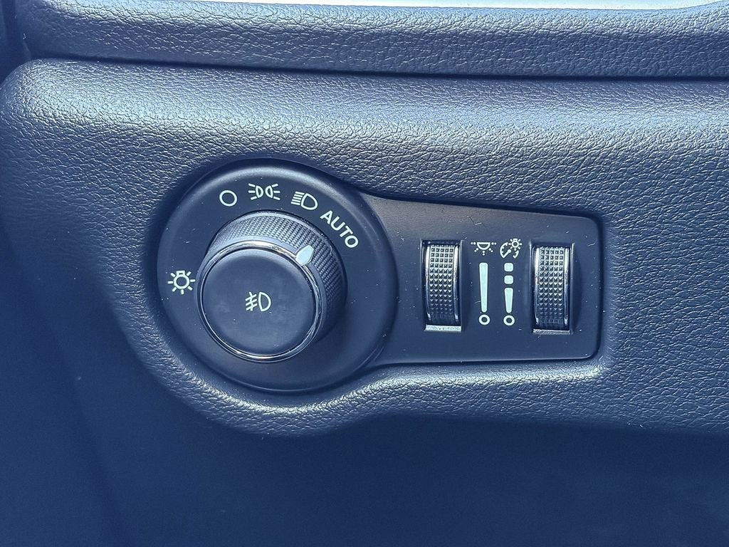 2025 Chrysler Pacifica Hybrid Premium S Appearance Pkg