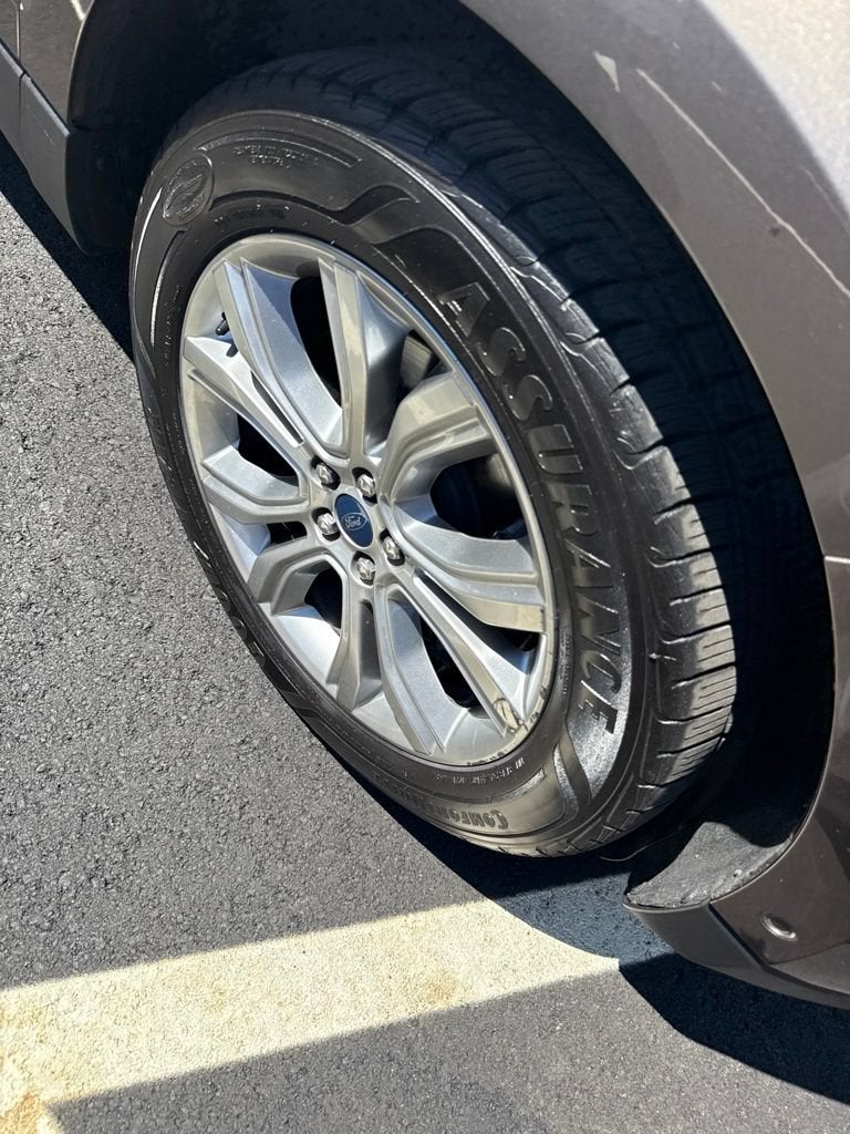 2019 Ford Edge Titanium