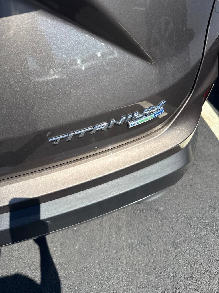 2019 Ford Edge Titanium