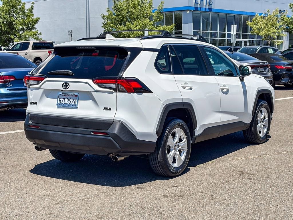 2021 Toyota RAV4 XLE