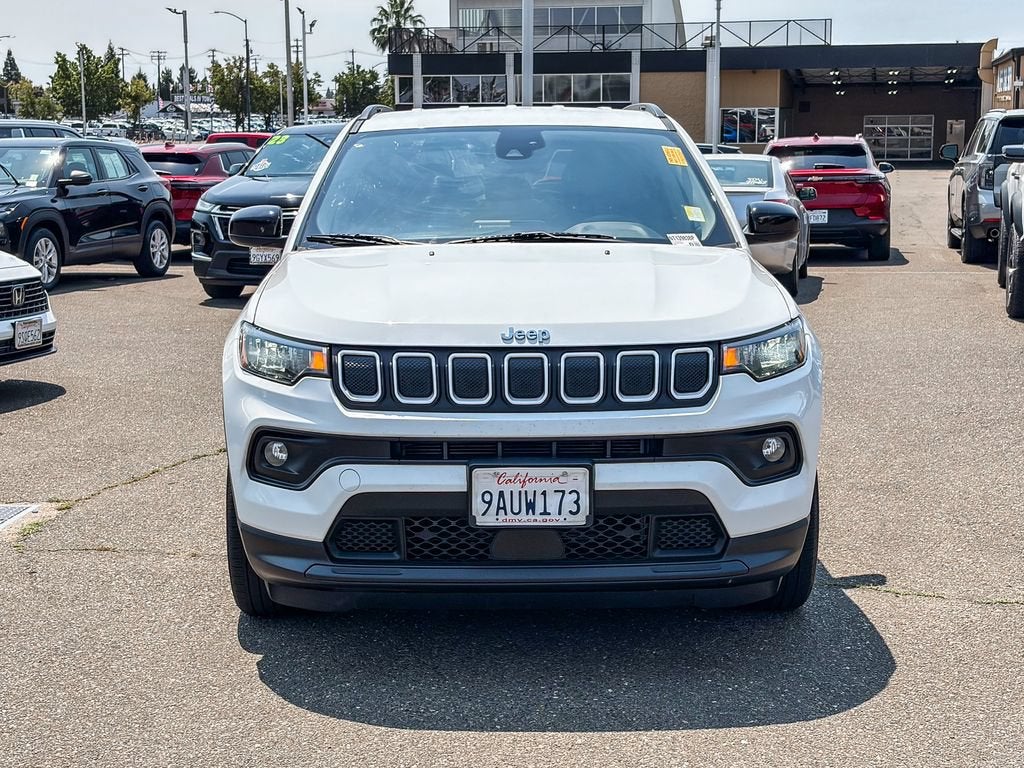 2022 Jeep Compass Latitude FWD