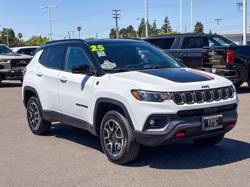 2025 Jeep Compass Trailhawk