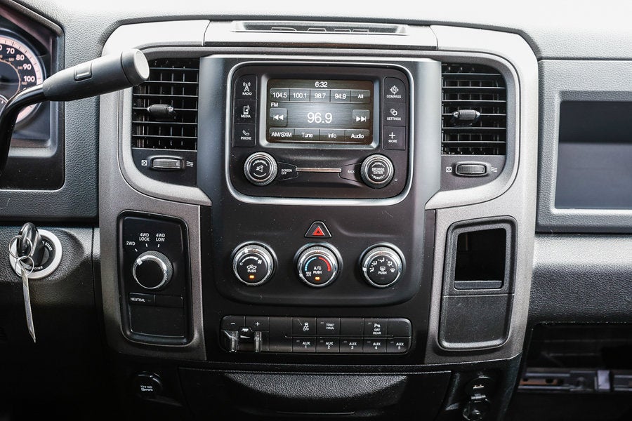 2018 RAM 2500 Tradesman Crew Cab 4x4 8' Box