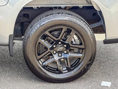 2025 Chevrolet Silverado 1500 Custom