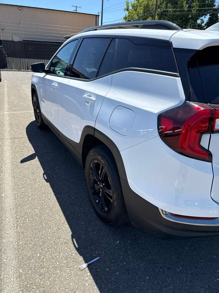 2023 GMC Terrain AT4