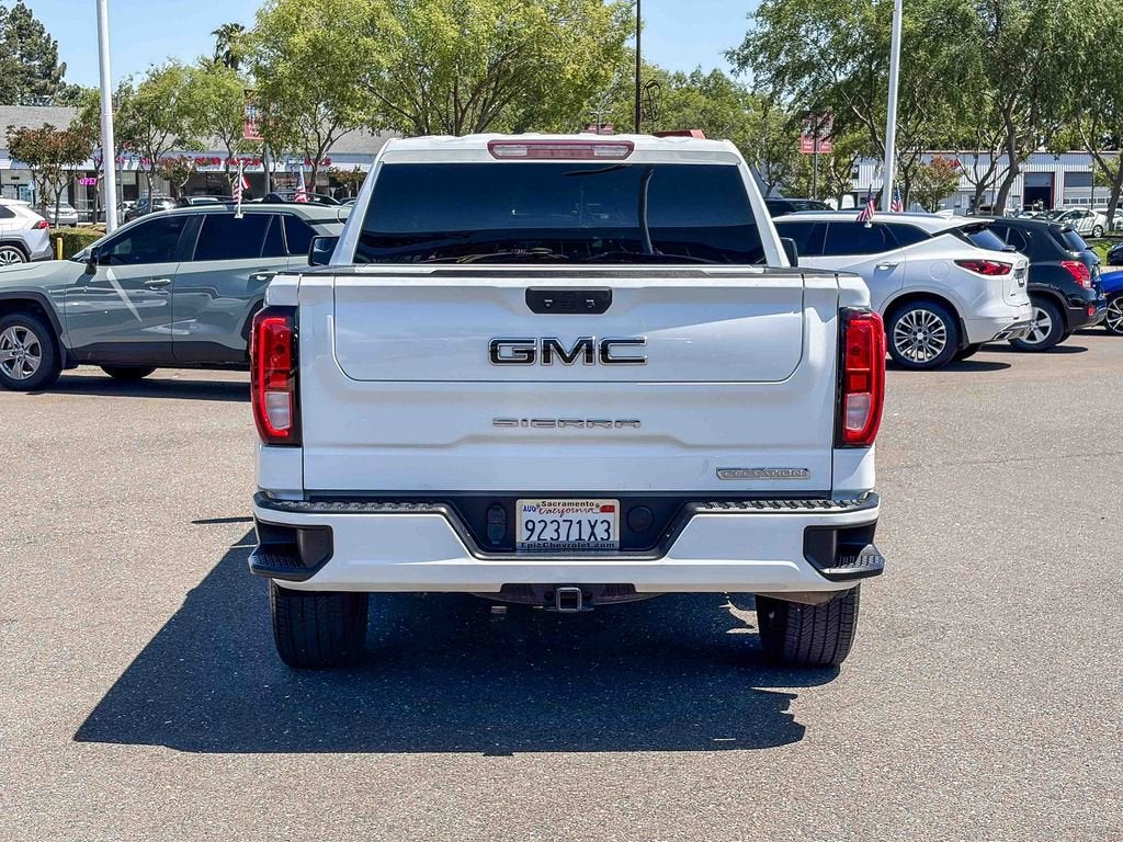 2022 GMC Sierra 1500 Elevation