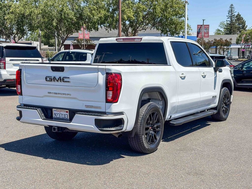 2022 GMC Sierra 1500 Elevation