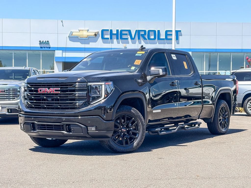 2025 GMC Sierra 1500 Elevation
