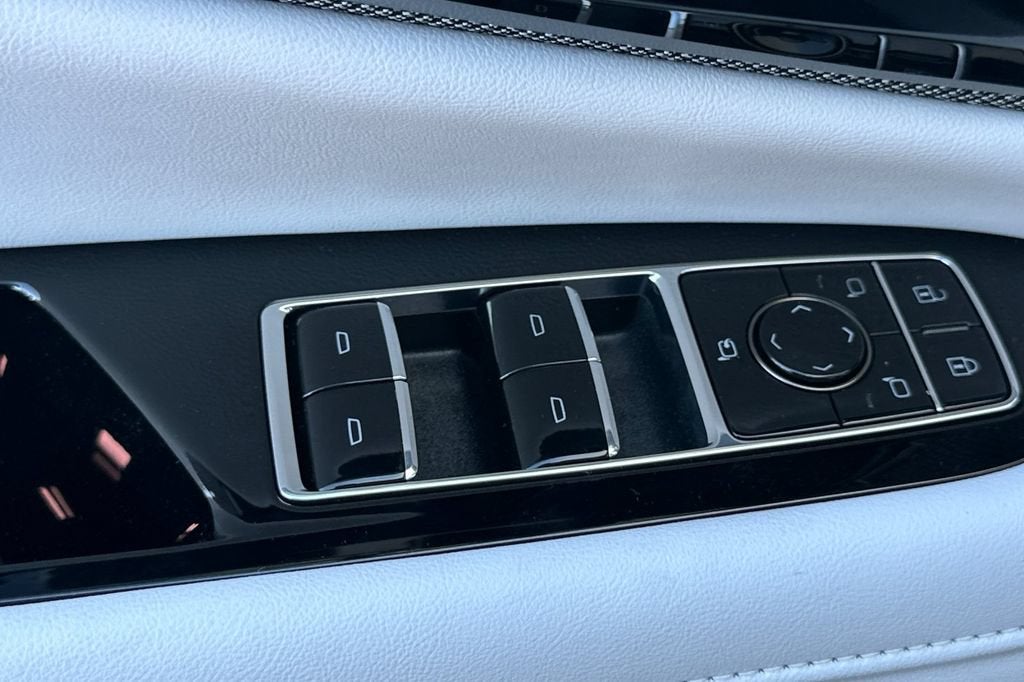 2027 Cadillac OPTIQ Luxury