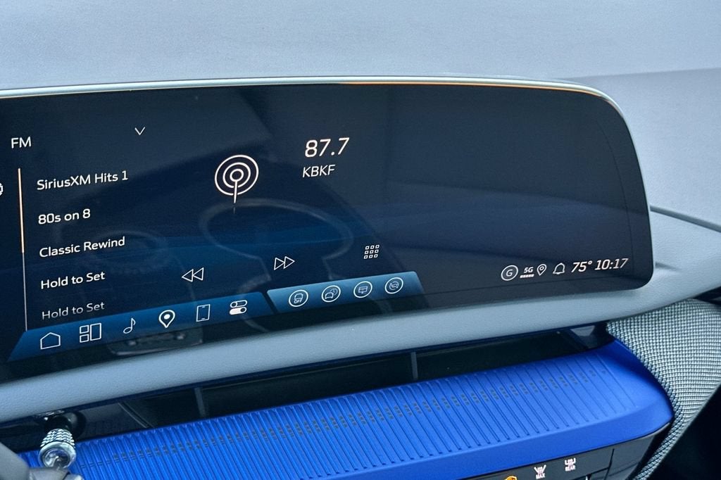 2027 Cadillac OPTIQ Luxury