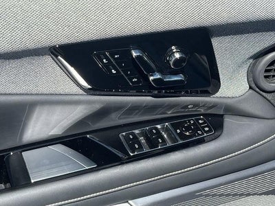 2025 Cadillac OPTIQ Luxury 1