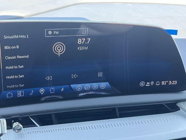 2025 Cadillac OPTIQ Luxury 1