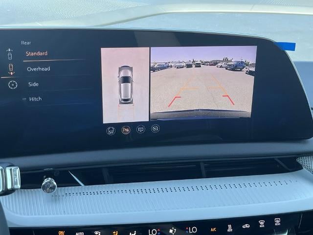 2025 Cadillac OPTIQ Luxury 1