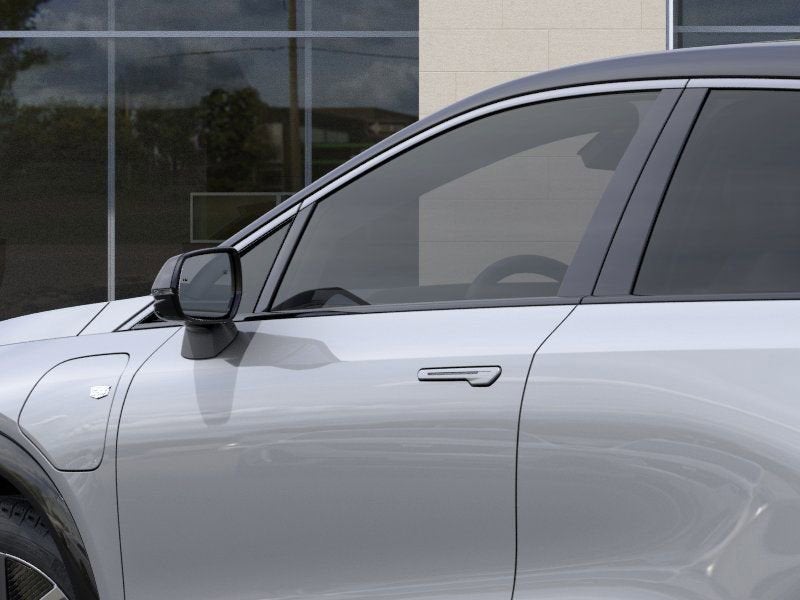 2025 Cadillac OPTIQ Luxury 2