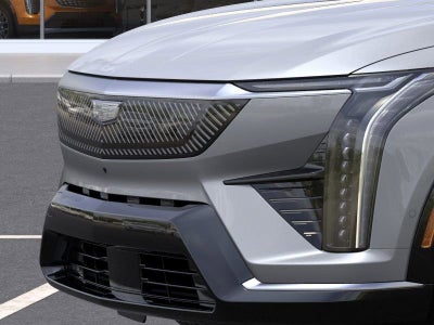 2025 Cadillac OPTIQ Luxury 2