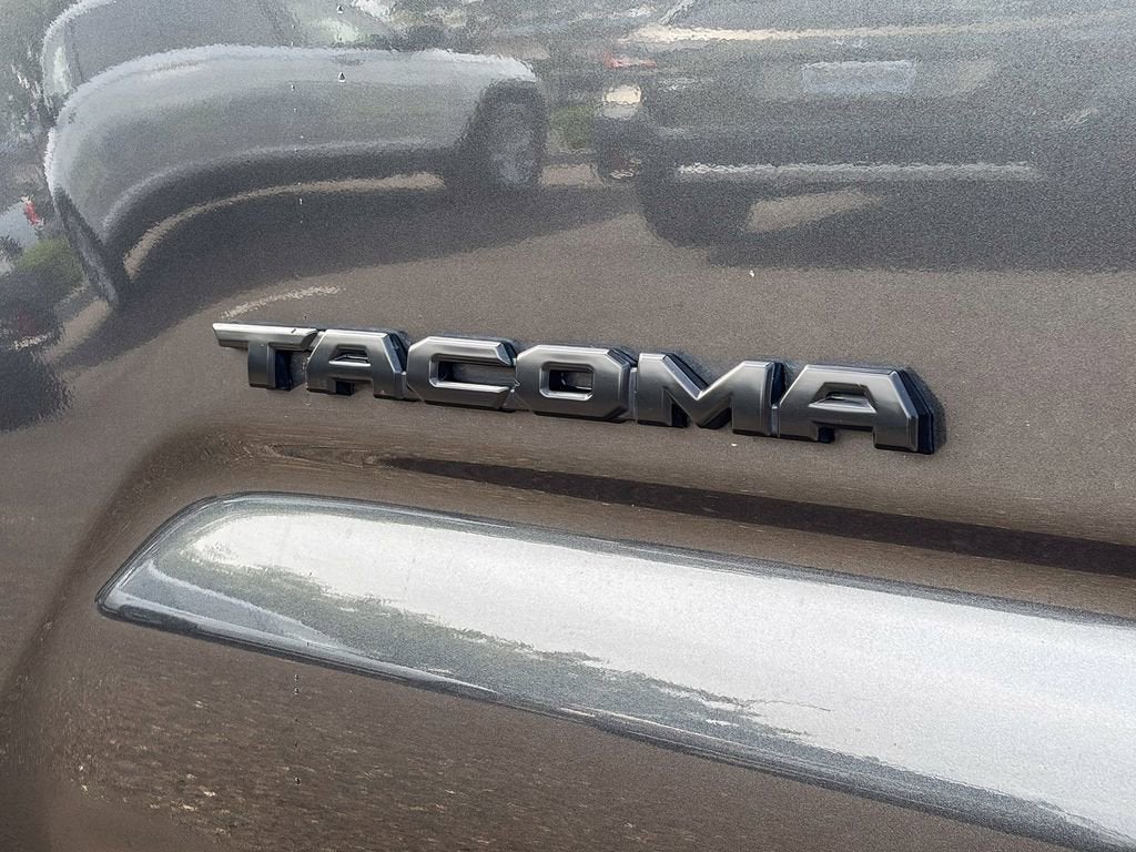 2022 Toyota Tacoma 4WD SR5