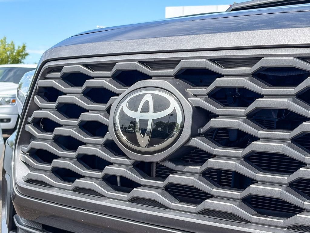 2022 Toyota Tacoma 4WD SR5