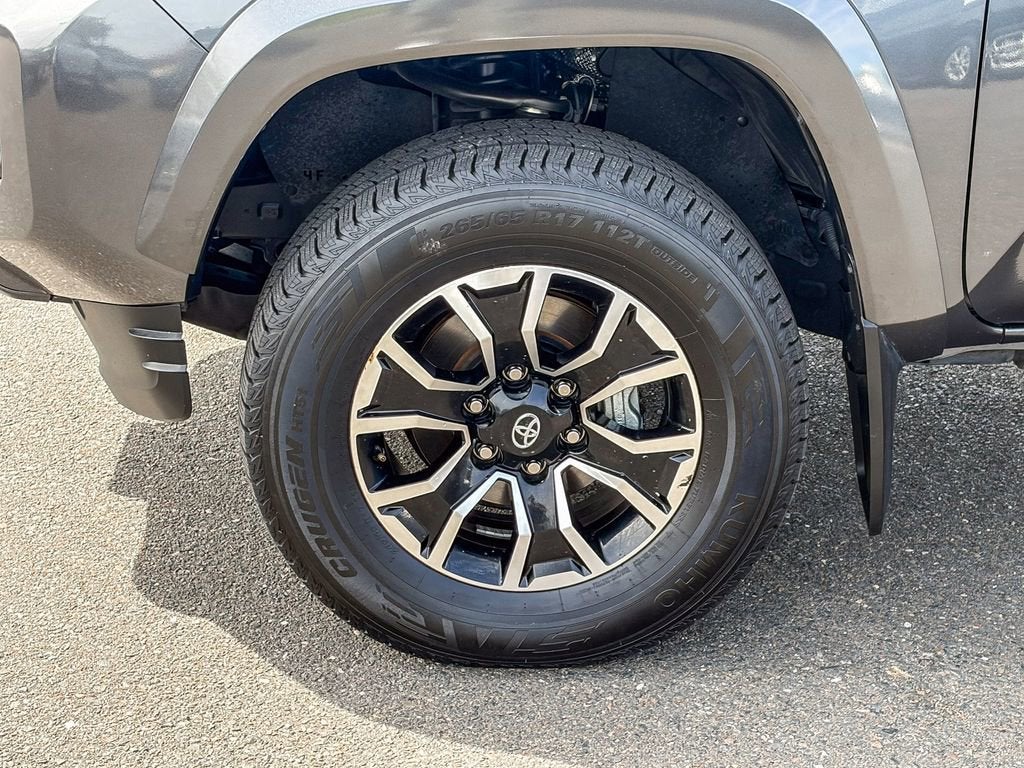 2022 Toyota Tacoma 4WD SR5