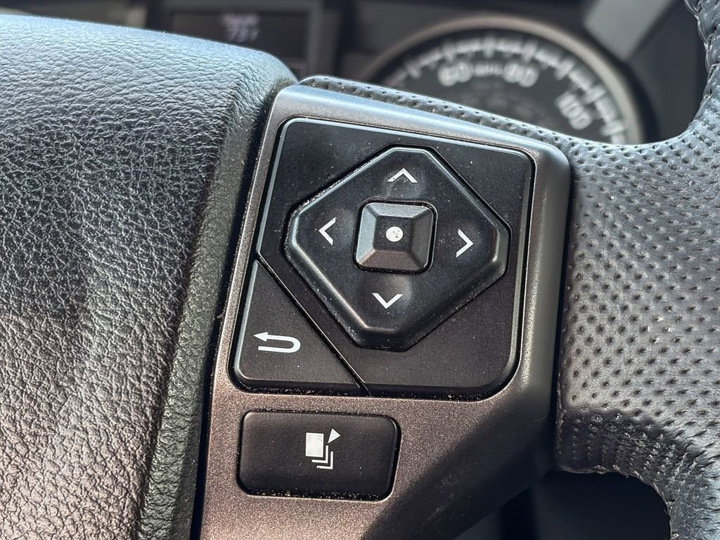 2022 Toyota Tacoma 4WD SR5