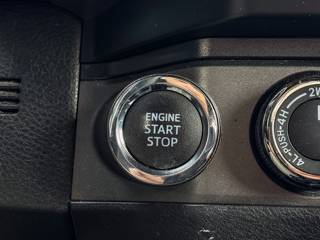 2022 Toyota Tacoma 4WD SR5