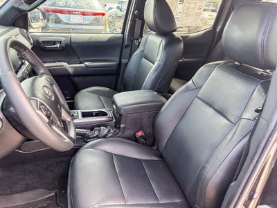 2022 Toyota Tacoma 4WD SR5