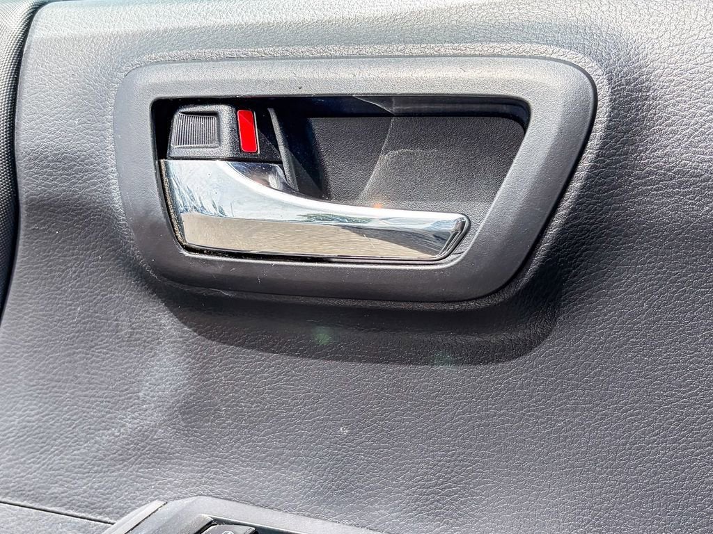 2022 Toyota Tacoma 4WD SR5