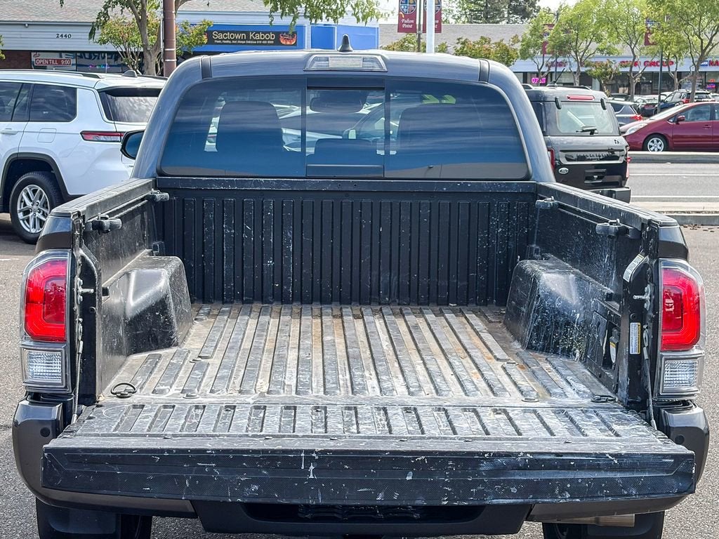 2022 Toyota Tacoma 4WD SR5