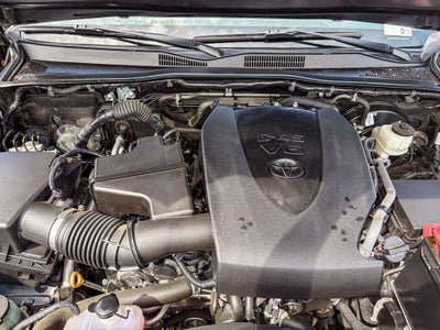 2022 Toyota Tacoma 4WD SR5