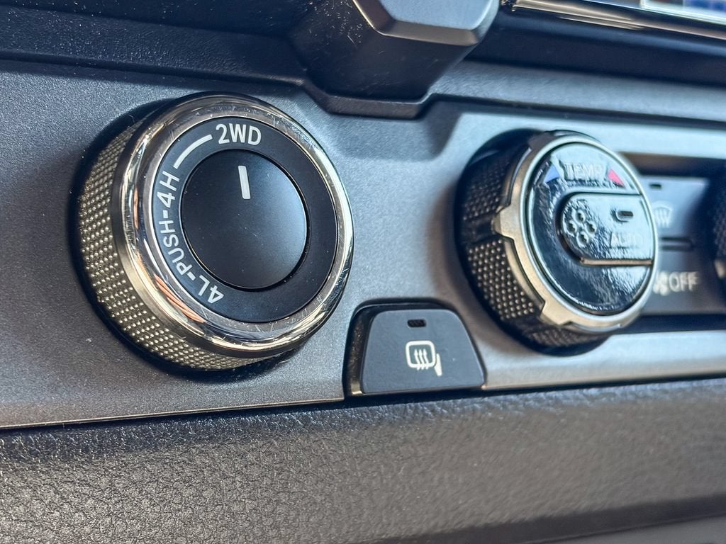 2017 Toyota Tacoma SR5