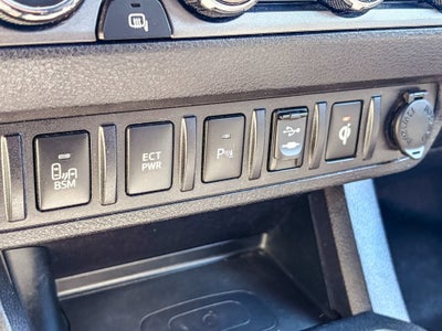 2017 Toyota Tacoma SR5