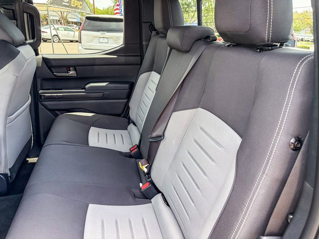 2024 Toyota Tacoma 4WD SR5