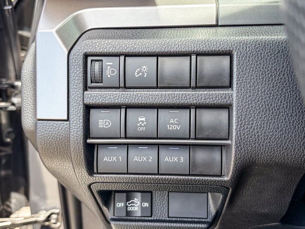 2024 Toyota Tacoma 4WD SR5