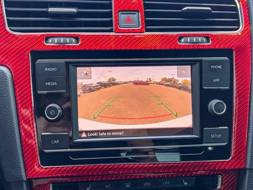 2018 Volkswagen Golf GTI S
