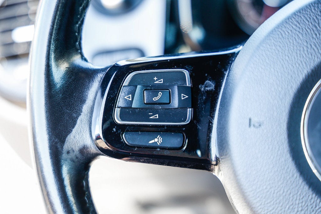 2018 Volkswagen Beetle 2.0T S