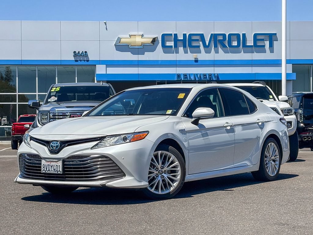 2018 Toyota Camry Hybrid LE