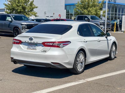 2018 Toyota Camry Hybrid LE