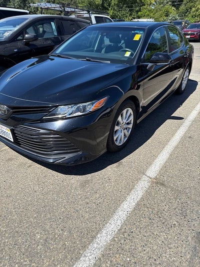 2020 Toyota Camry LE