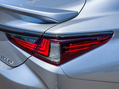 2023 Lexus ES ES 350 F SPORT Handling