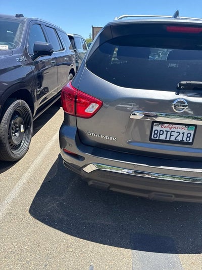 2020 Nissan Pathfinder S 2WD
