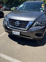 2020 Nissan Pathfinder S 2WD